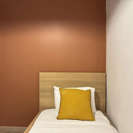 Large 2br Perfect For Groups Apartment *